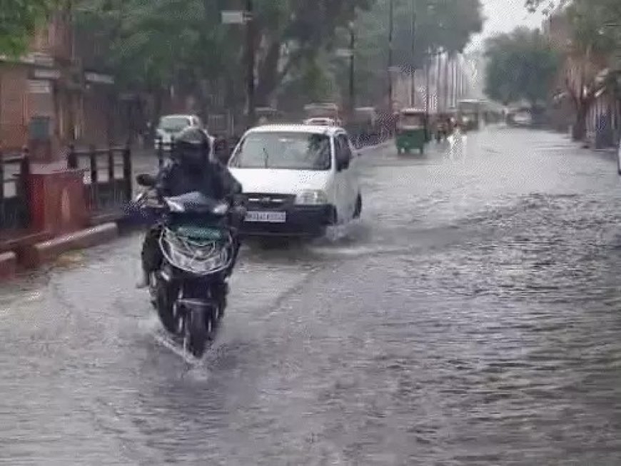 जयपुर में तेज बारिश से जनजीवन प्रभावित: सड़कों पर जलभराव, ट्रैफिक जाम; मौसम विभाग ने जारी किया ऑरेंज अलर्ट
