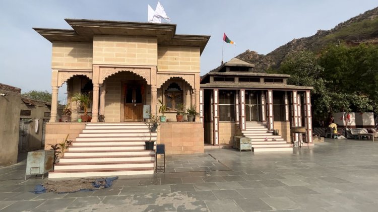 महाशिवरात्रि पर ईशरनाथ बाबा मंदिर में होगी 11 हजार शिवलिंग की पूजा...
