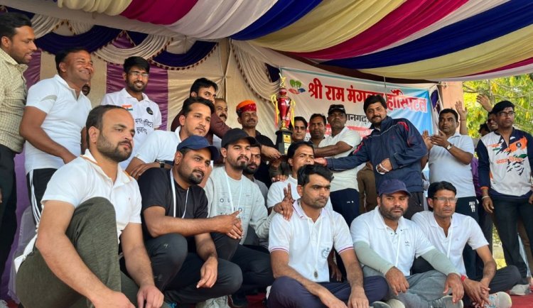 पीएमओ रतनगढ़ की टीम ने जीता फाईनल 