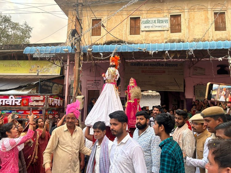 उदयपुरवाटी में निकली ईशर गणगौर की शाही सवारी..