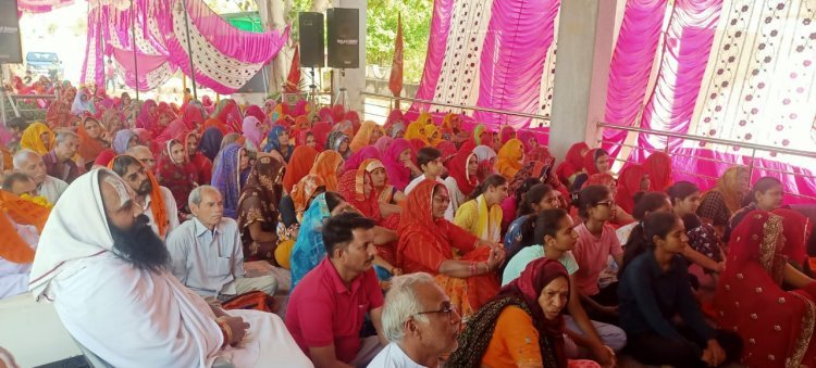 साधु संतों के सानिध्य में चौथे दिन पालवास गौशाला मंदिर में हनुमंत कथा में लगा गोभक्तों का मेला