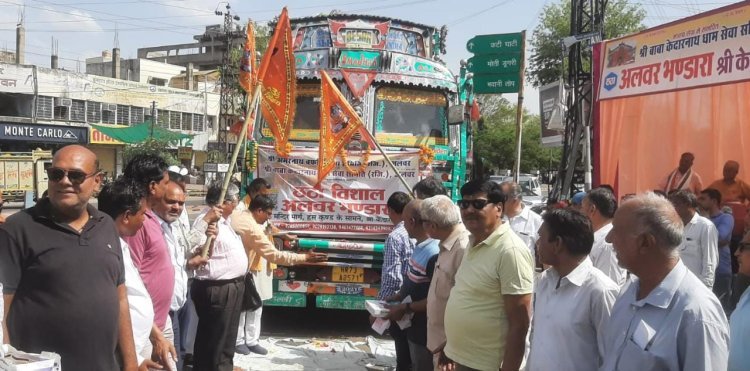 कार्रवाई के साथ की पॉलिथीन व थर्माकोल जप्त 