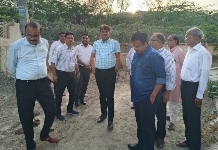 जिला कलक्टर ने लिया शहर की पेयजल व्यवस्था का जायजा