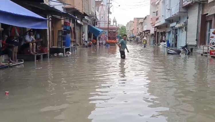 सरदारशहर में बरसात ने तोड़े कई रिकॉर्ड -बरसात के बाद ताल तलैया व जोहड़ पानी से लबालब