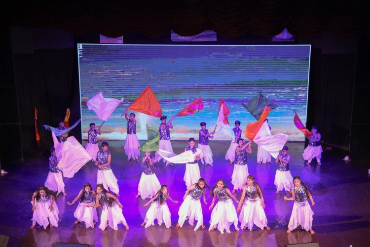 गोडशिप एकेडमी ने 'ड्रीम भारत' थीम पर मनाया 10वां वार्षिकोत्सव