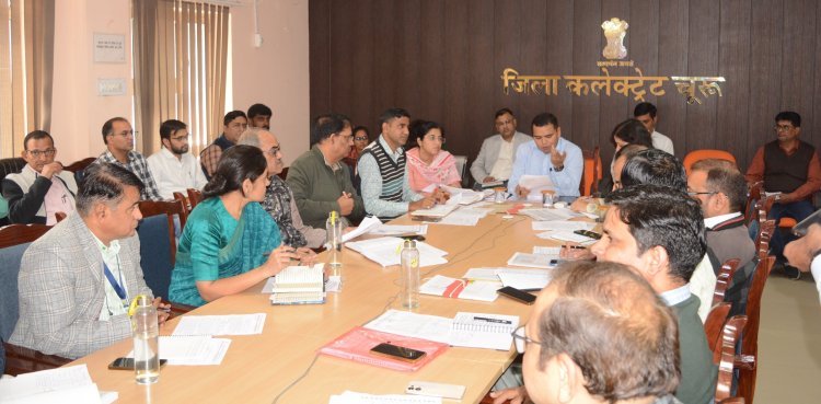 आमजन को बेहतर सेवाएं देने पर जोर: जिला कलक्टर अभिषेक सुराणा