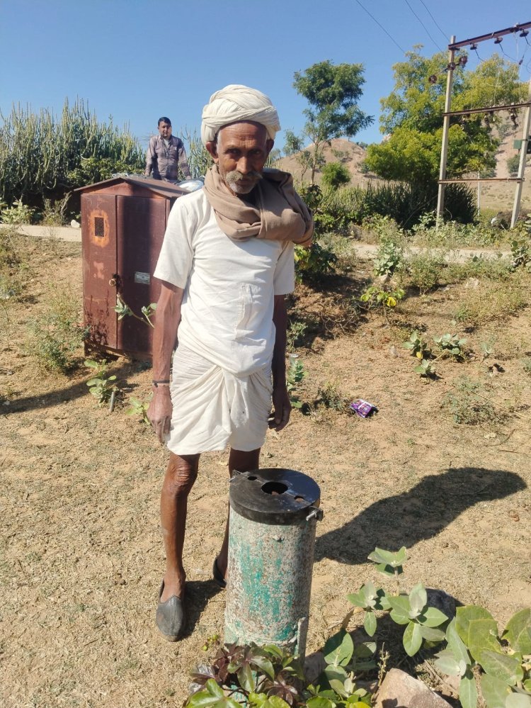 खुले बोरवेल को लोहे का ढक्कन लगाकर करवाया बंद