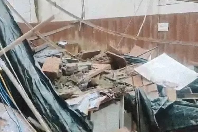 दिल्ली में आंधी-बारिश से 49 फ्लाइट्स डायवर्ट, गाजियाबाद में ACP ऑफिस की छत गिरने से SI की मौत; देश में मानसून और नौतपा की शुरुआत