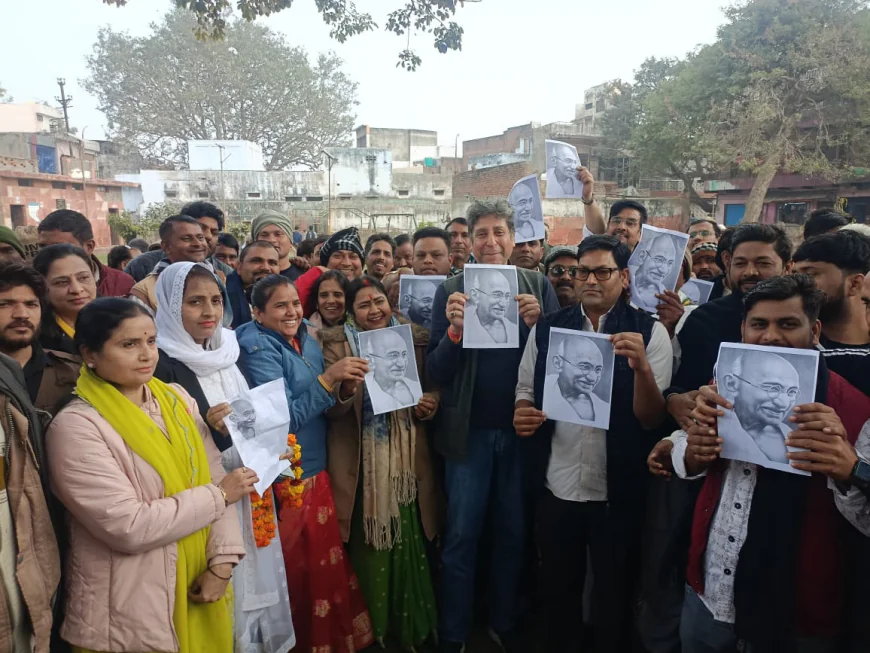मनरेगा ग्रामीण विकास की मजबूत कड़ी थी: विधायक संजय जाटव मनरेगा योजना कमजोर करने के विरोध में कांग्रेस का विरोध प्रदर्शन